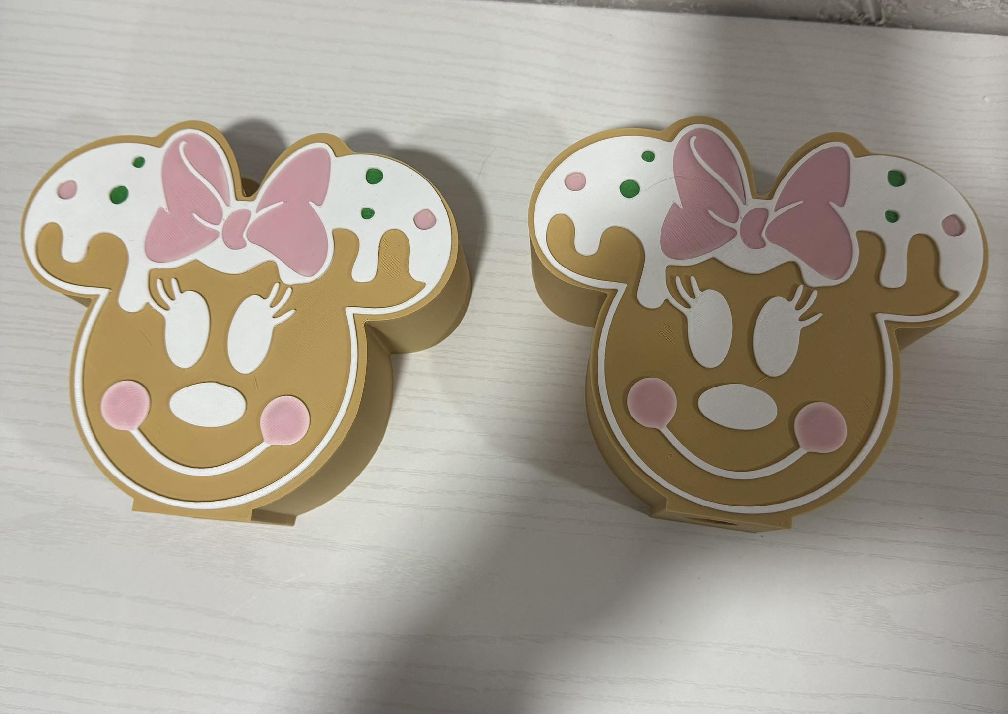 Pink Snow Drippy Minnie Mouse Foam Soap Holder